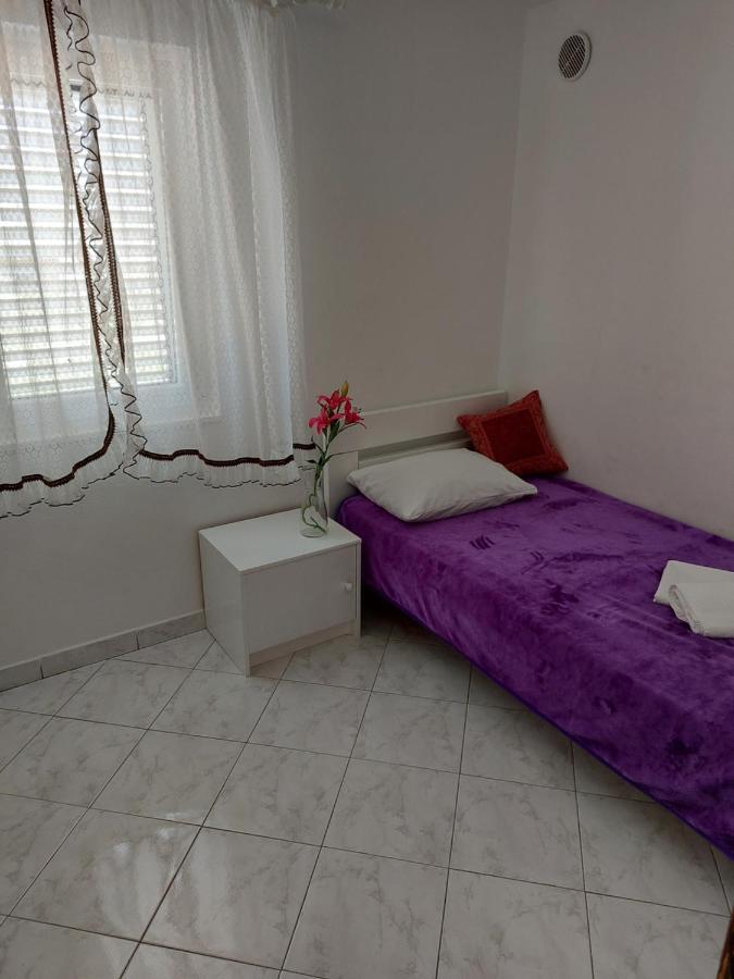נובליה Apartments Markulincic מראה חיצוני תמונה