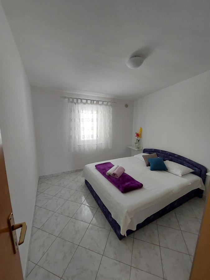 נובליה Apartments Markulincic מראה חיצוני תמונה