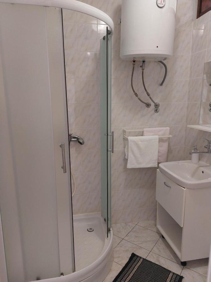 נובליה Apartments Markulincic מראה חיצוני תמונה