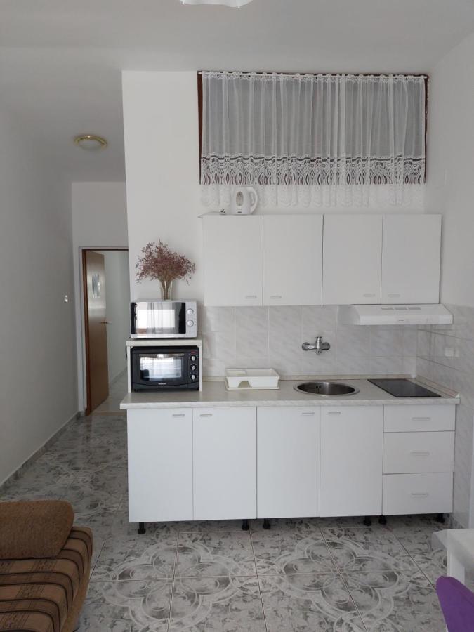נובליה Apartments Markulincic מראה חיצוני תמונה