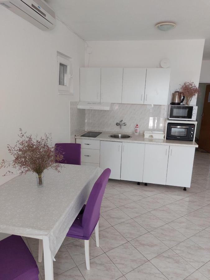נובליה Apartments Markulincic מראה חיצוני תמונה
